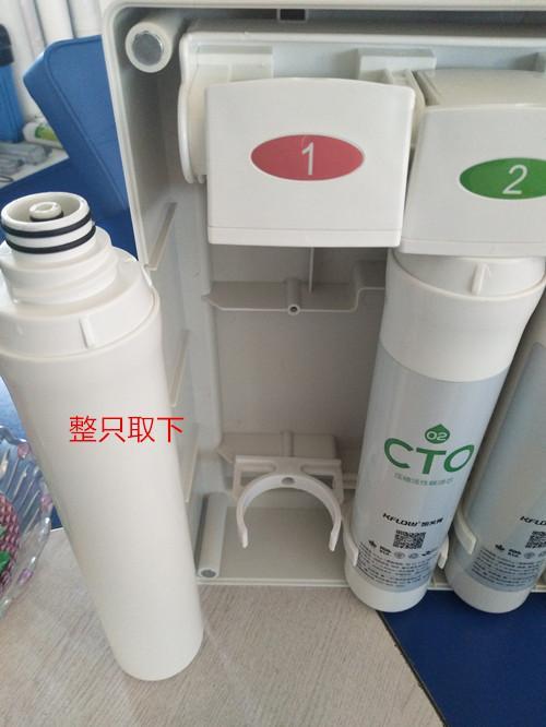 凈水器濾芯可以自己更換了！更換家用凈水器濾芯的4點注意事項